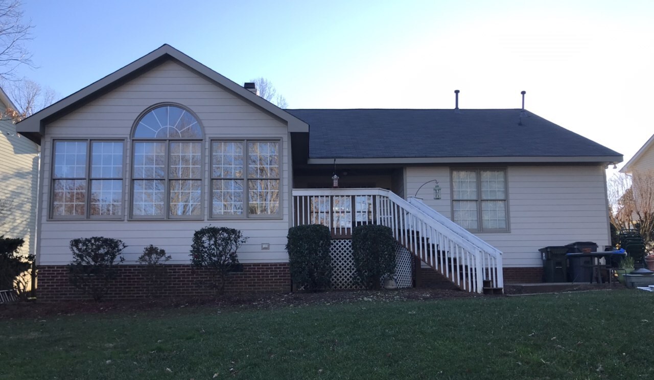Ronald & Barbara R. – Apex James Hardie Siding Replacement