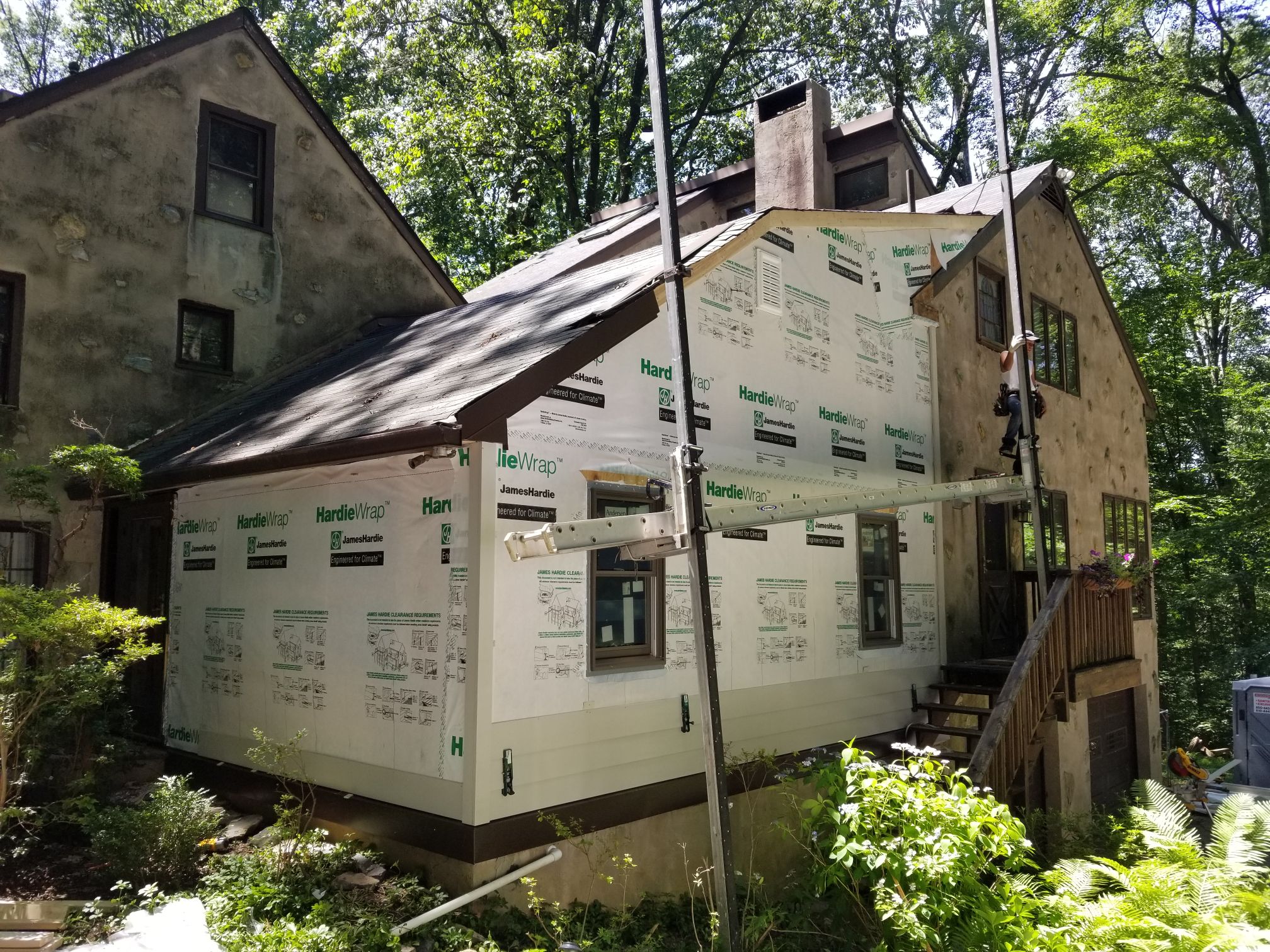 Consumers Beware: James Hardie Siding 101 – House Wrap